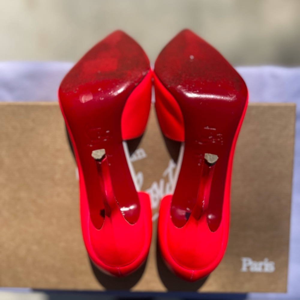 Christian Louboutin Dalida pointed toe pumps - Picture 10 of 14